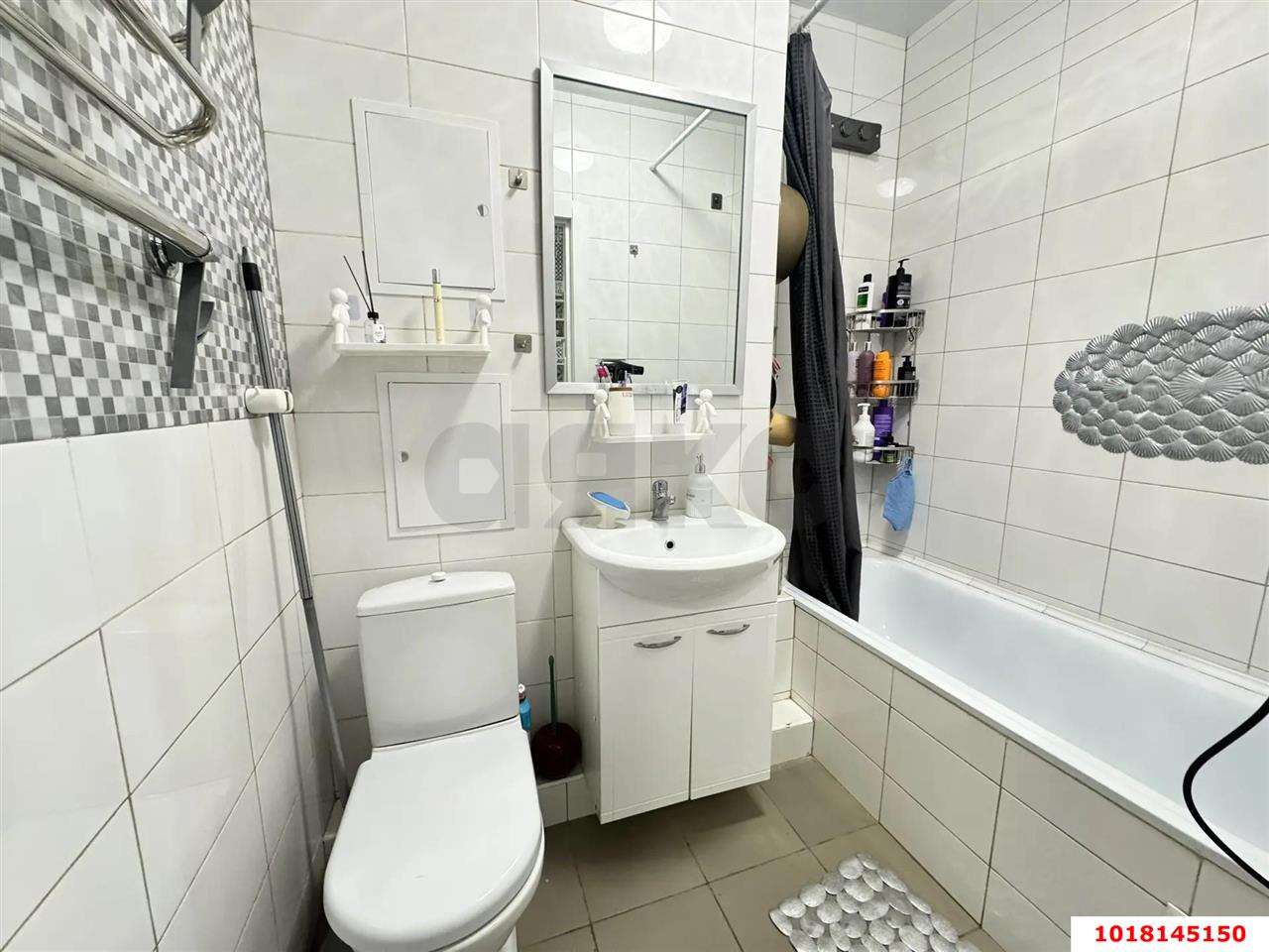 Фото №5: Студия <span class="whitespace-nowrap">12 м²</span>, <span class="whitespace-nowrap">1/12 эт.</span> - Краснодар, Прикубанский внутригородской округ, Славянский, мкр. Светлоград, ул. Красных Партизан, 1/3к7
