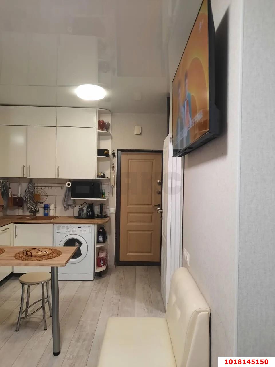Фото №3: Студия <span class="whitespace-nowrap">12 м²</span>, <span class="whitespace-nowrap">1/12 эт.</span> - Краснодар, Прикубанский внутригородской округ, Славянский, мкр. Светлоград, ул. Красных Партизан, 1/3к7