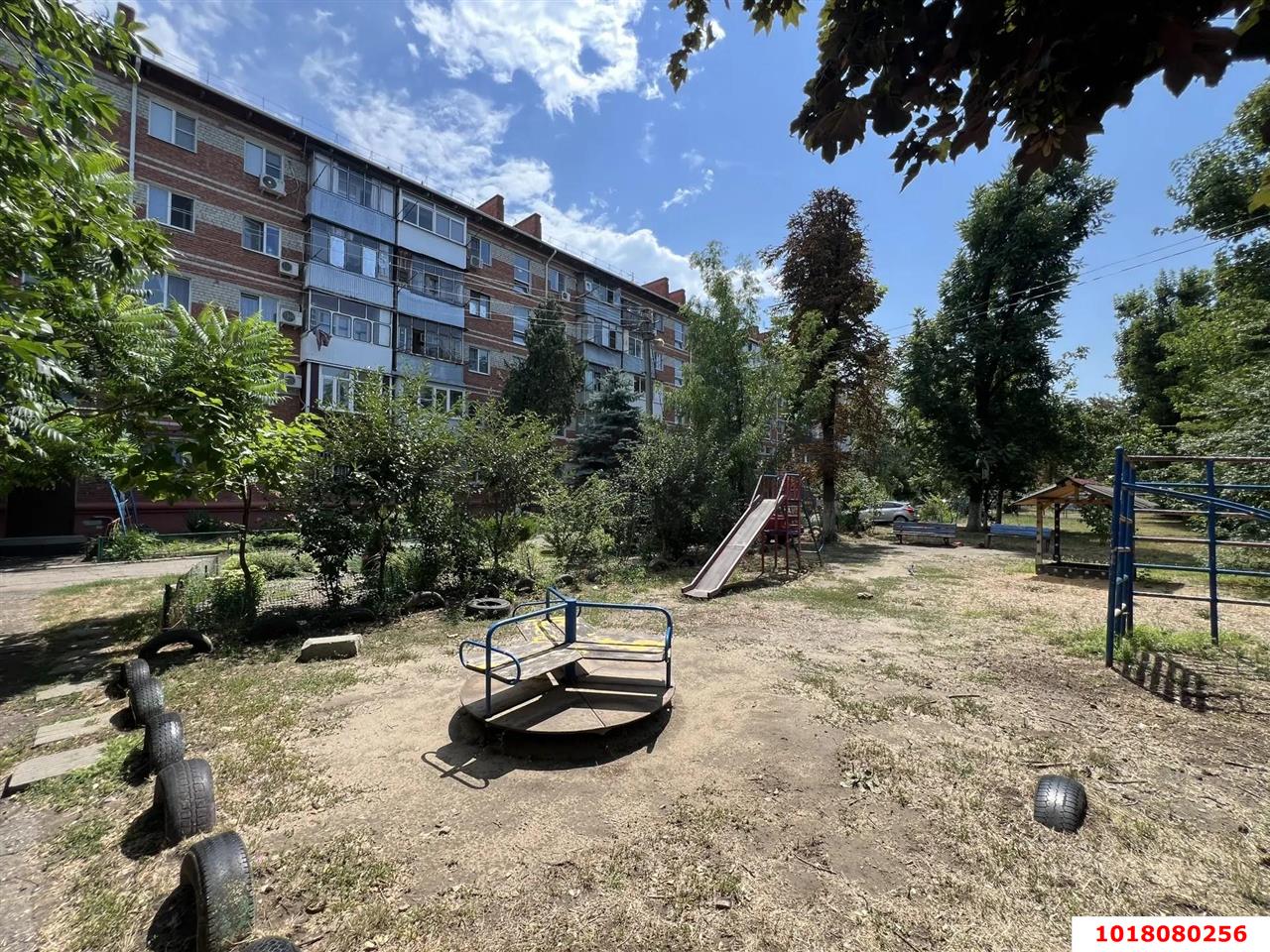 Фото №15: 2-комнатная квартира <span class="whitespace-nowrap">43 м²</span>, <span class="whitespace-nowrap">4/5 эт.</span> - Краснодар, Прикубанский внутригородской округ, мкр. Славянский, ул. Темрюкская, 60