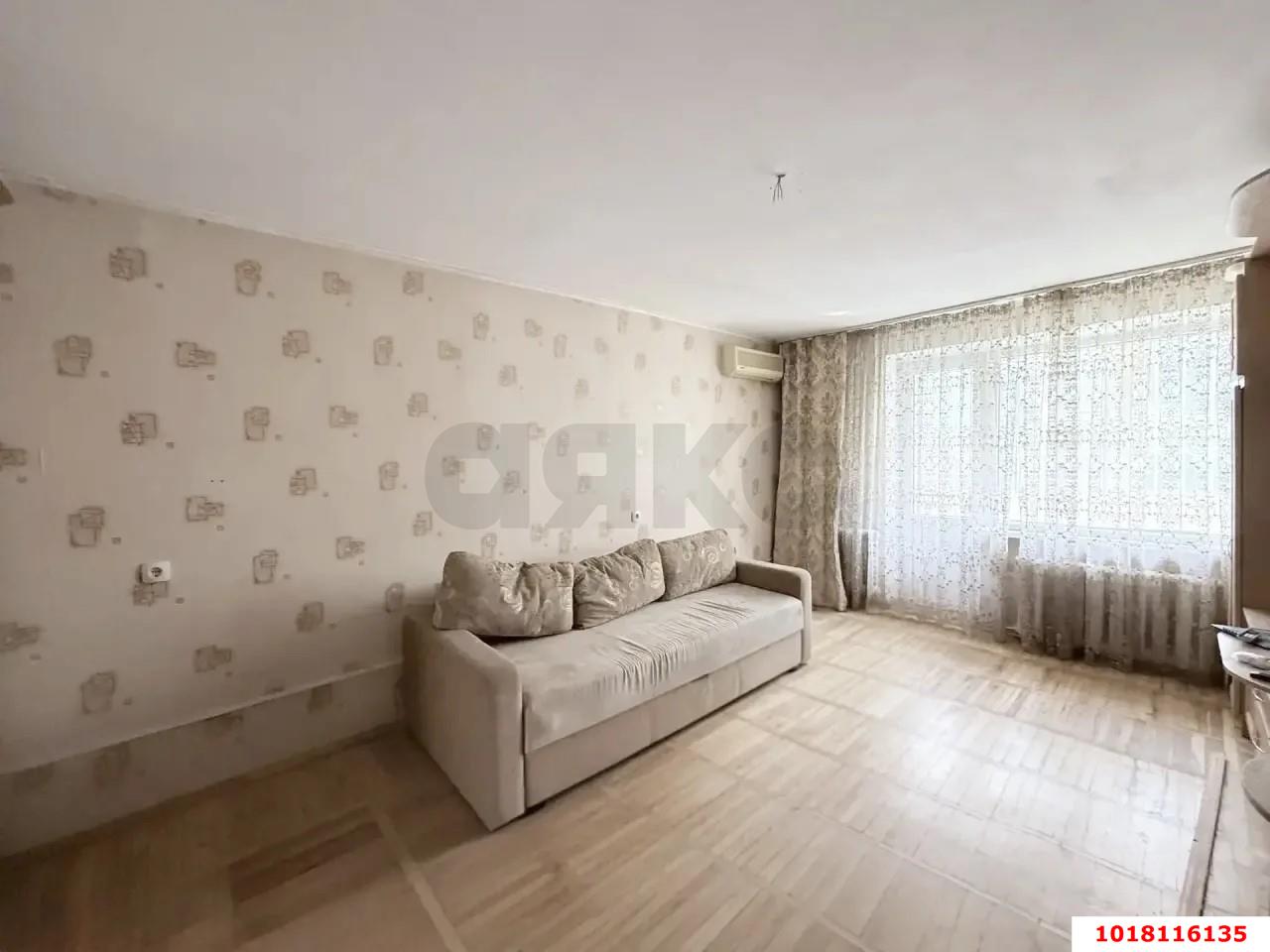 Фото №2: 1-комнатная квартира <span class="whitespace-nowrap">33 м²</span>, <span class="whitespace-nowrap">1/5 эт.</span> - Краснодар, Прикубанский внутригородской округ, мкр. Завод Измерительных Приборов, ул. Московская, 80