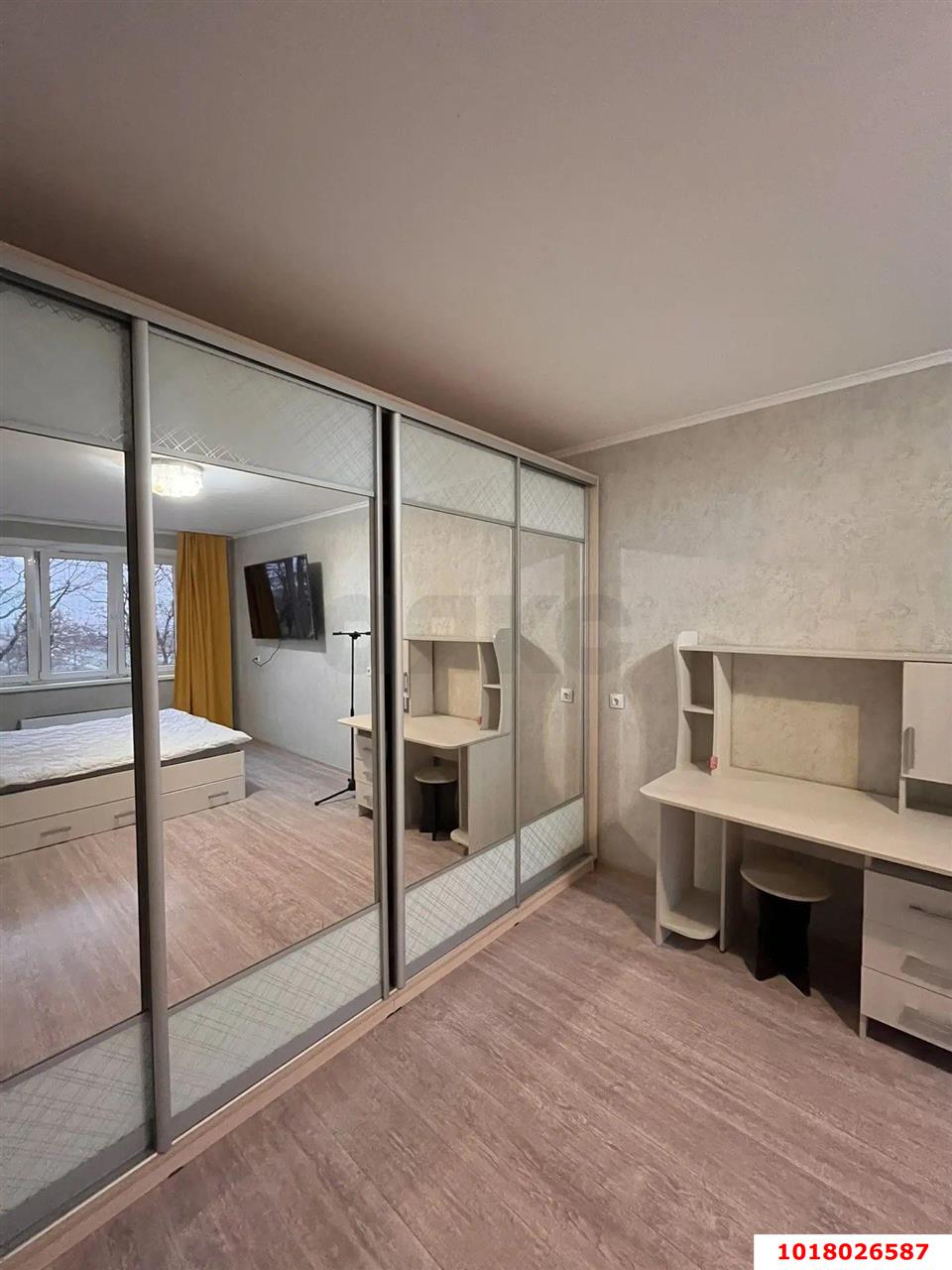 Фото №5: 1-комнатная квартира <span class="whitespace-nowrap">37 м²</span>, <span class="whitespace-nowrap">4/16 эт.</span> - Краснодар, Прикубанский внутригородской округ, мкр. Восточно-Кругликовский, ул. Героя Владислава Посадского, 42