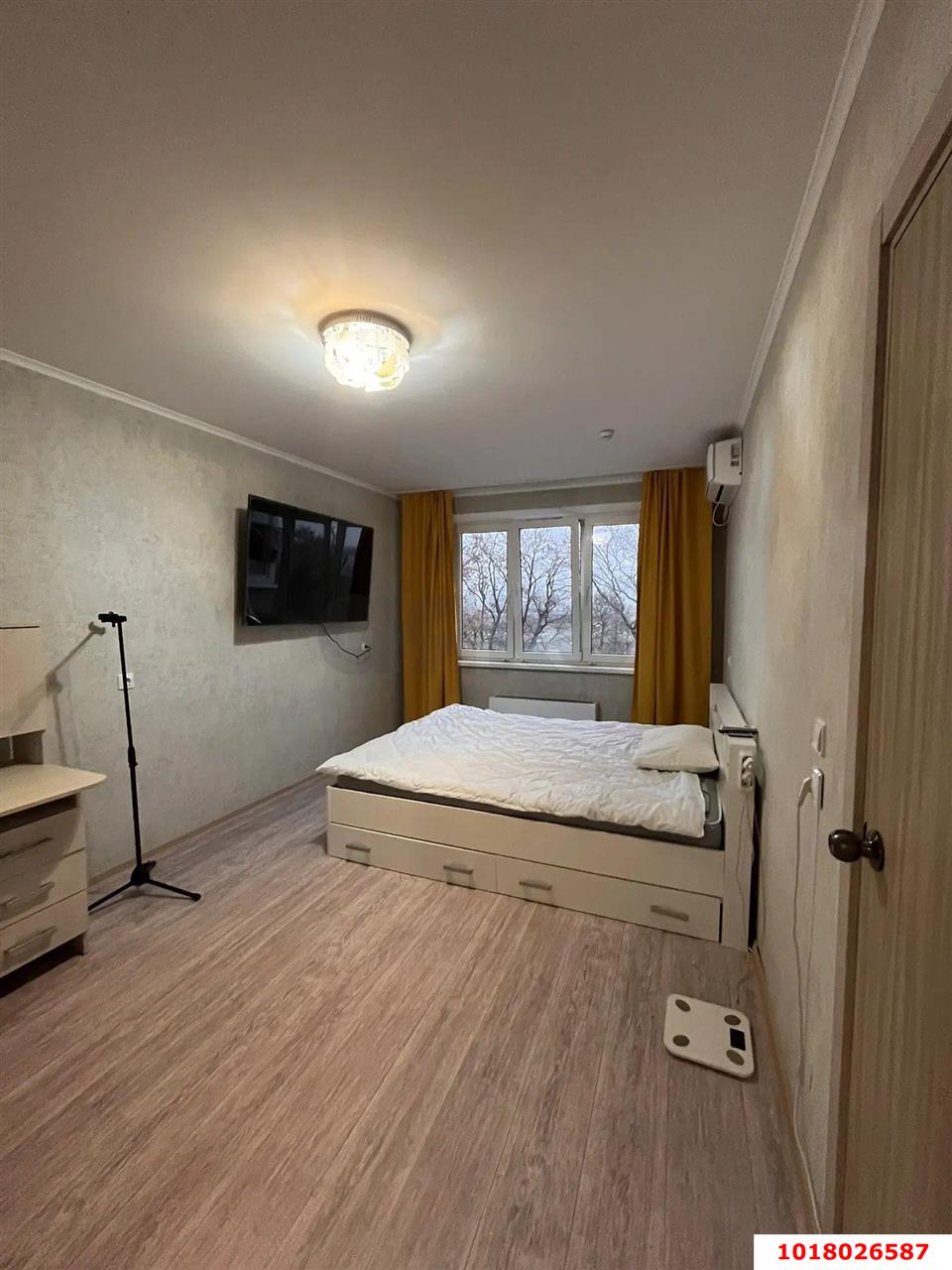 Фото №4: 1-комнатная квартира <span class="whitespace-nowrap">37 м²</span>, <span class="whitespace-nowrap">4/16 эт.</span> - Краснодар, Прикубанский внутригородской округ, мкр. Восточно-Кругликовский, ул. Героя Владислава Посадского, 42
