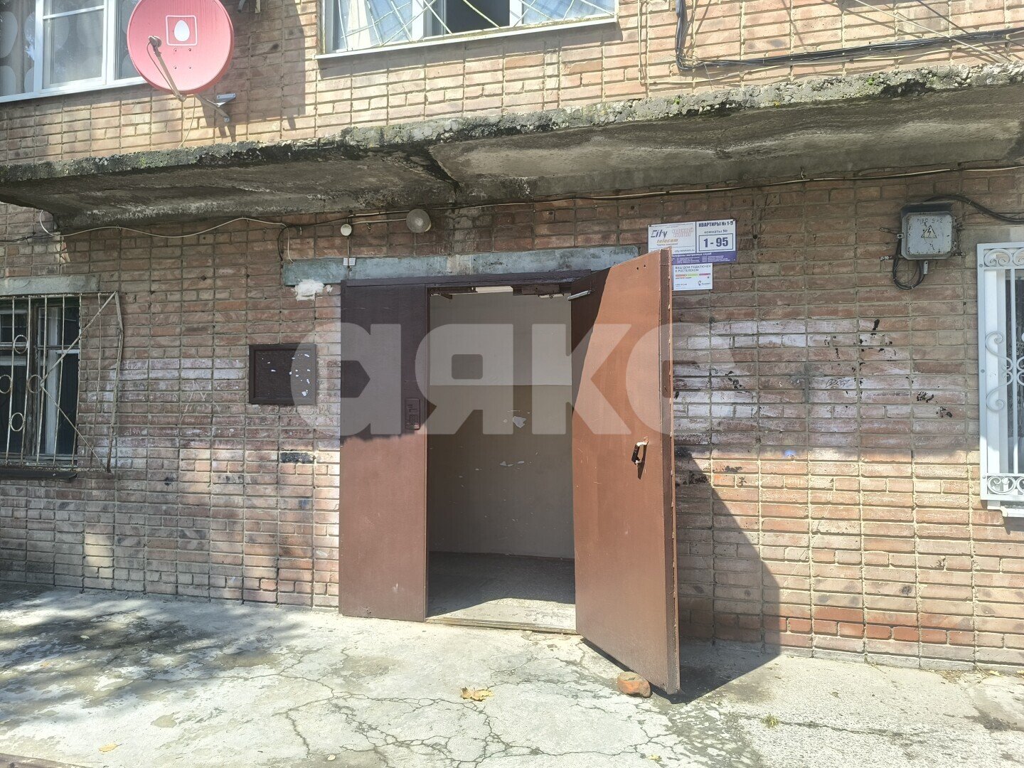 Фото №15: Комната <span class="whitespace-nowrap">18 м²</span>, <span class="whitespace-nowrap">4/4 эт.</span> - Армавир, мкр. Черёмушки, ул. Черноморская, 4