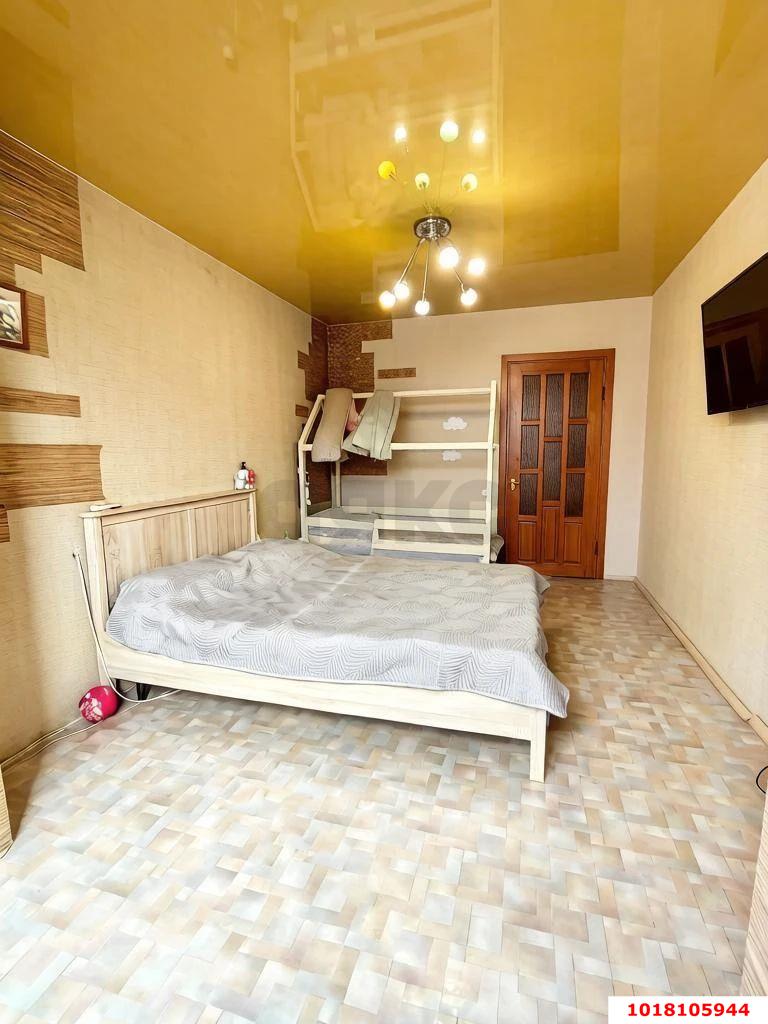 Фото №5: 3-комнатная квартира <span class="whitespace-nowrap">100 м²</span>, <span class="whitespace-nowrap">4/10 эт.</span> - Краснодар, Карасунский внутригородской округ, мкр. Черёмушки, ул. Ставропольская, 89