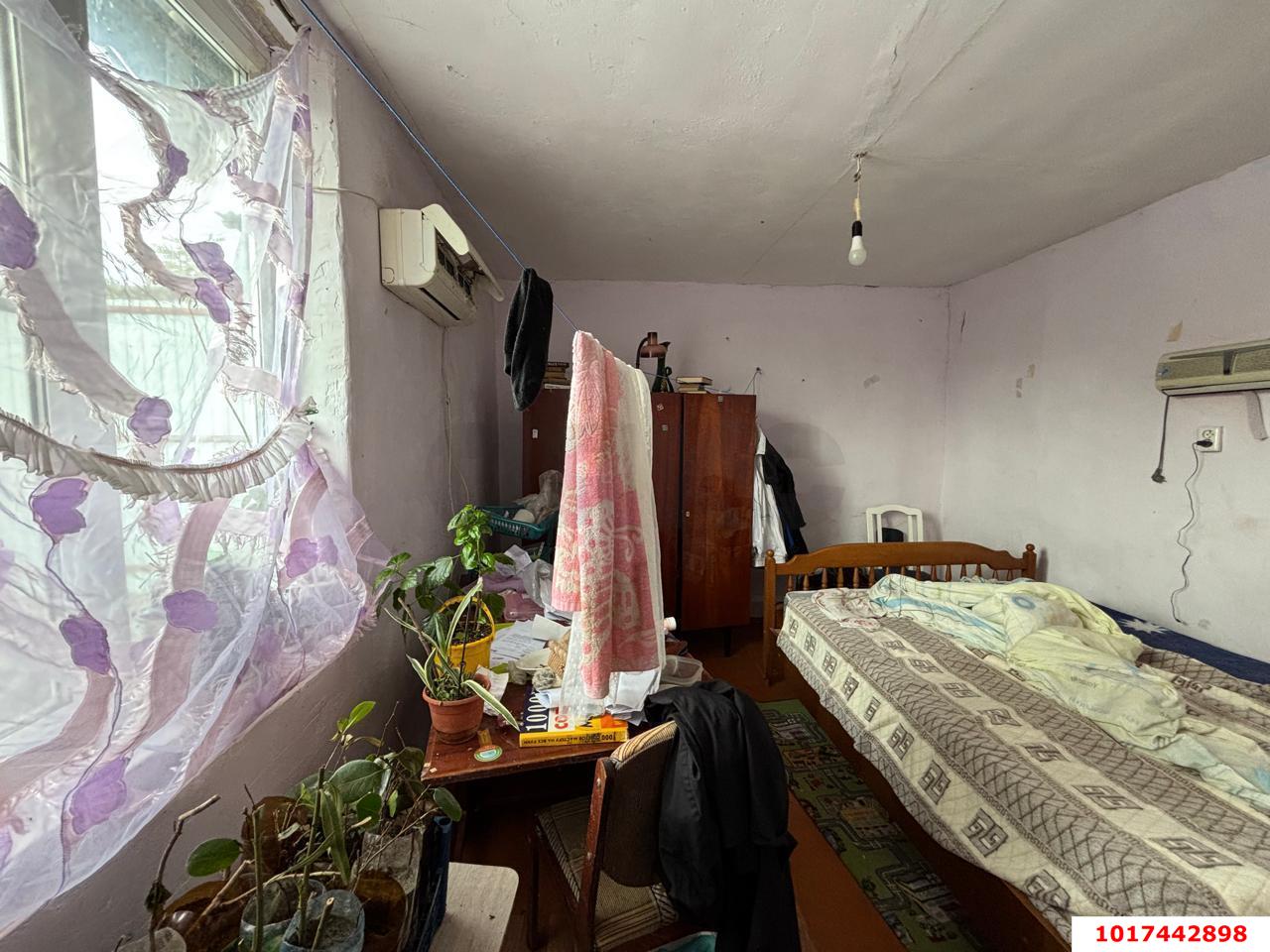 Фото №4: 2-комнатная квартира <span class="whitespace-nowrap">30 м²</span>, <span class="whitespace-nowrap">1/1 эт.</span> - Краснодар, Центральный внутригородской округ, Черёмушки, мкр. Дубинка, пр-д 2-й  Стасова, 93