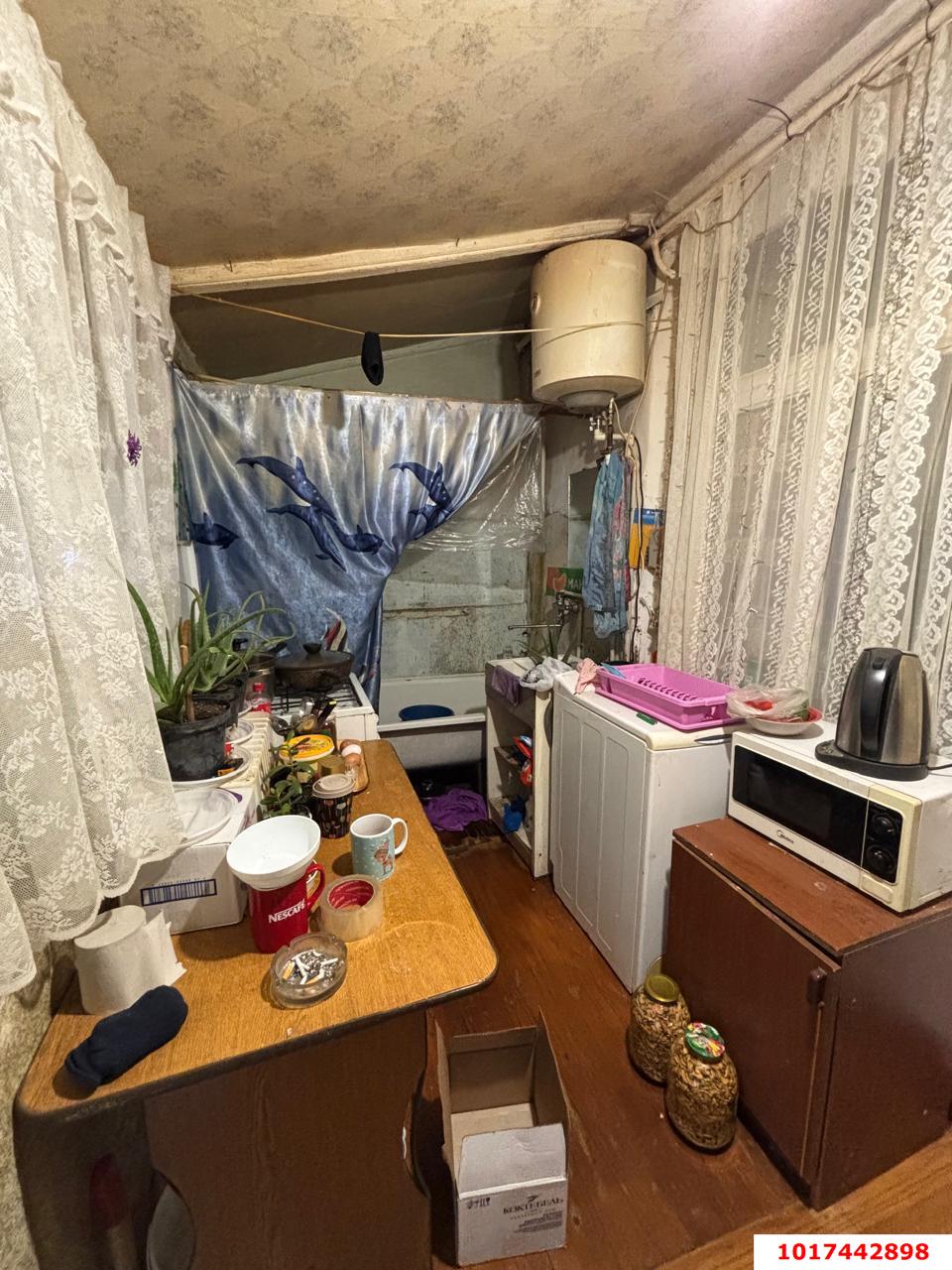 Фото №6: 2-комнатная квартира <span class="whitespace-nowrap">30 м²</span>, <span class="whitespace-nowrap">1/1 эт.</span> - Краснодар, Центральный внутригородской округ, Черёмушки, мкр. Дубинка, пр-д 2-й  Стасова, 93