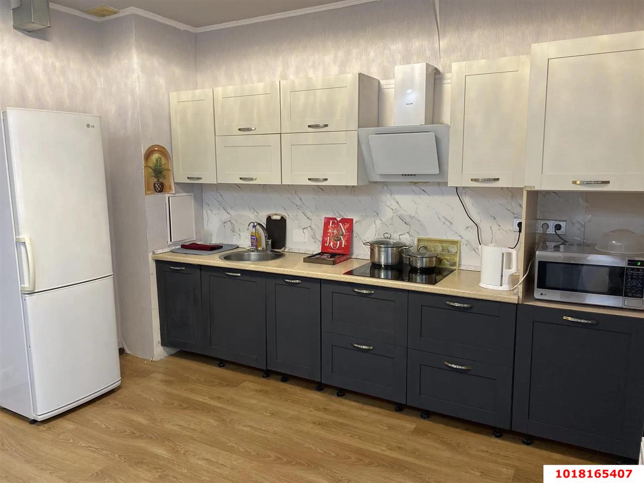 Фото №10: 3-комнатная квартира <span class="whitespace-nowrap">88 м²</span>, <span class="whitespace-nowrap">1/8 эт.</span> - Краснодар, Прикубанский внутригородской округ, мкр. 40 лет Победы, ул. 1 Мая, 91