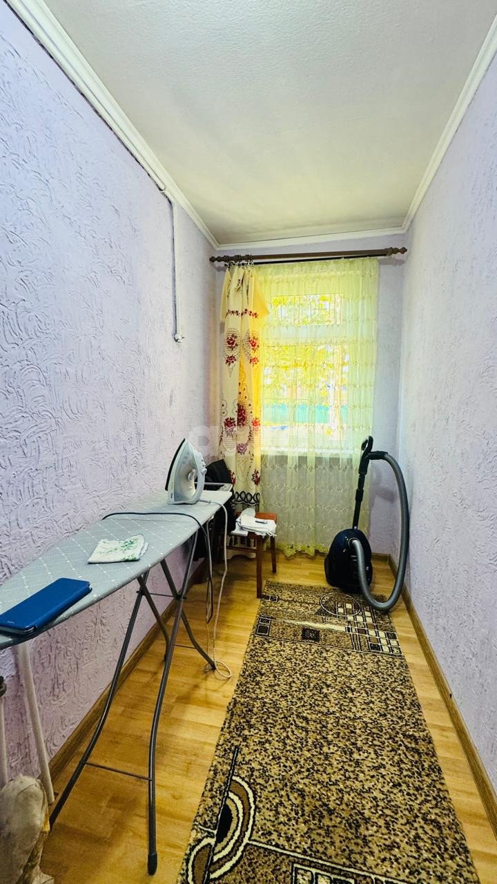 Фото №20: Дом <span class="whitespace-nowrap">150 м²</span> <span class="whitespace-nowrap">+ 10 сот.</span>, <span class="whitespace-nowrap">1 эт.</span> - Платнировская, ул. Кирова