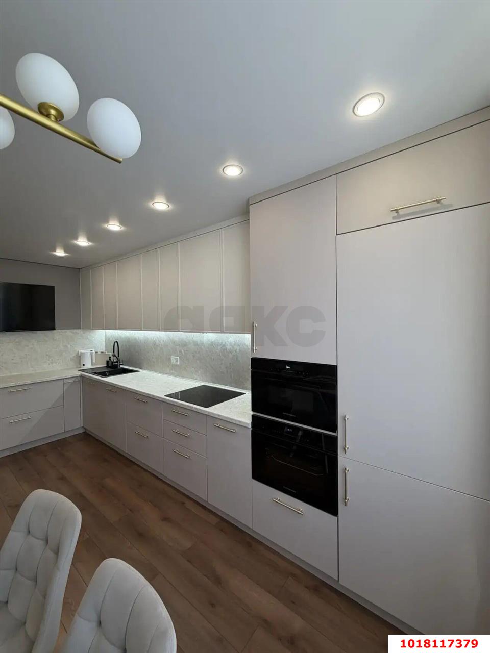 Фото №2: 3-комнатная квартира <span class="whitespace-nowrap">71 м²</span>, <span class="whitespace-nowrap">7/16 эт.</span> - Краснодар, Западный внутригородской округ, Кожзавод, мкр. Военный городок № 1, ул. имени Калинина, 350/10