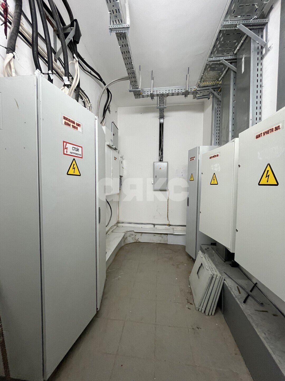 Фото №8: 2-комнатная квартира <span class="whitespace-nowrap">104 м²</span>, <span class="whitespace-nowrap">2/10 эт.</span> - Мариуполь, р. Жовтневый, пр-кт Строителей, 108А