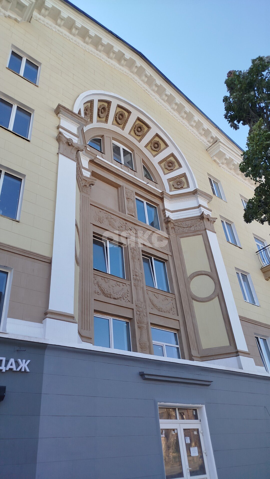 Фото №2: 2-комнатная квартира <span class="whitespace-nowrap">57 м²</span>, <span class="whitespace-nowrap">3/5 эт.</span> - Мариуполь, р. Жовтневый, пр-кт Ленина, 24