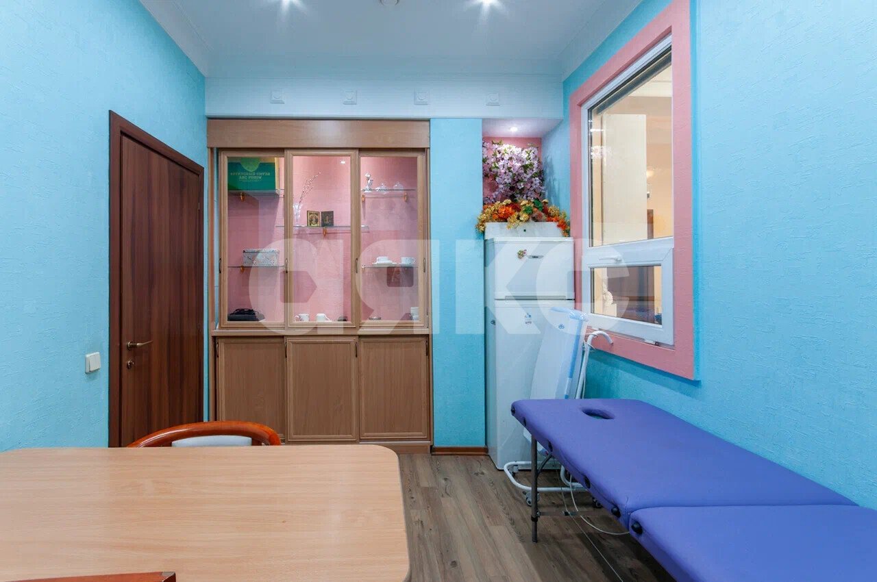 Фото №21: Коммерция <span class="whitespace-nowrap">101 м²</span>, <span class="whitespace-nowrap">1/4 эт.</span> - Москва, ул. Покровка, 41с2