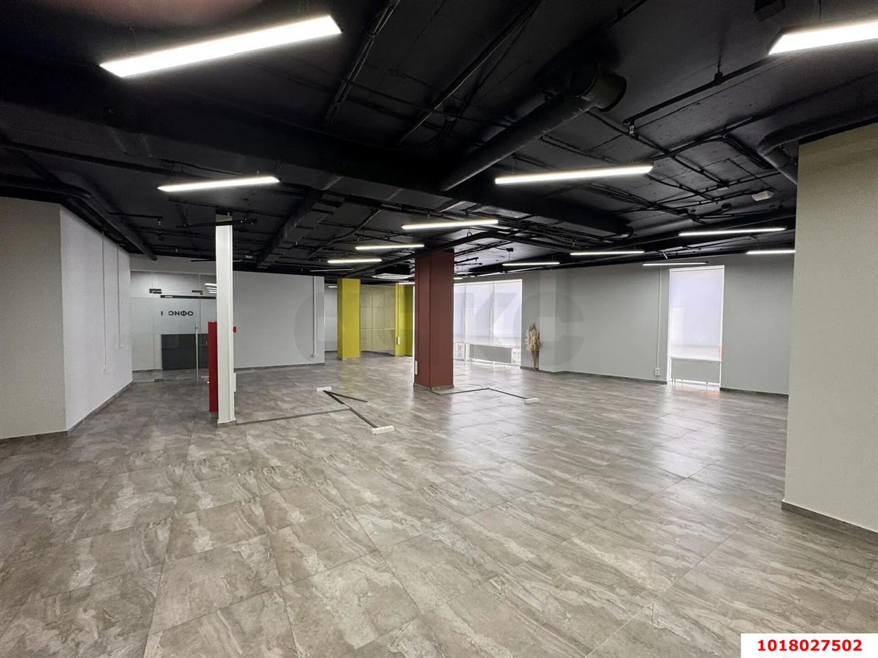 Фото №3: Офисное помещение <span class="whitespace-nowrap">208 м²</span>, <span class="whitespace-nowrap">3/11 эт.</span> - Краснодар, Западный внутригородской округ, мкр. Фестивальный, ул. Монтажников, 1А