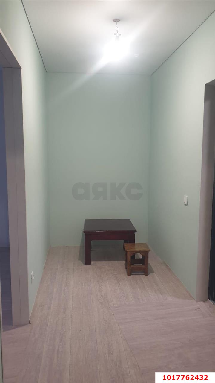 Фото №4: 1-комнатная квартира <span class="whitespace-nowrap">40 м²</span>, <span class="whitespace-nowrap">19/25 эт.</span> - Краснодар, Карасунский внутригородской округ, мкр. ЖК Сказка Град, ул. имени В.Н. Мачуги, 166Б