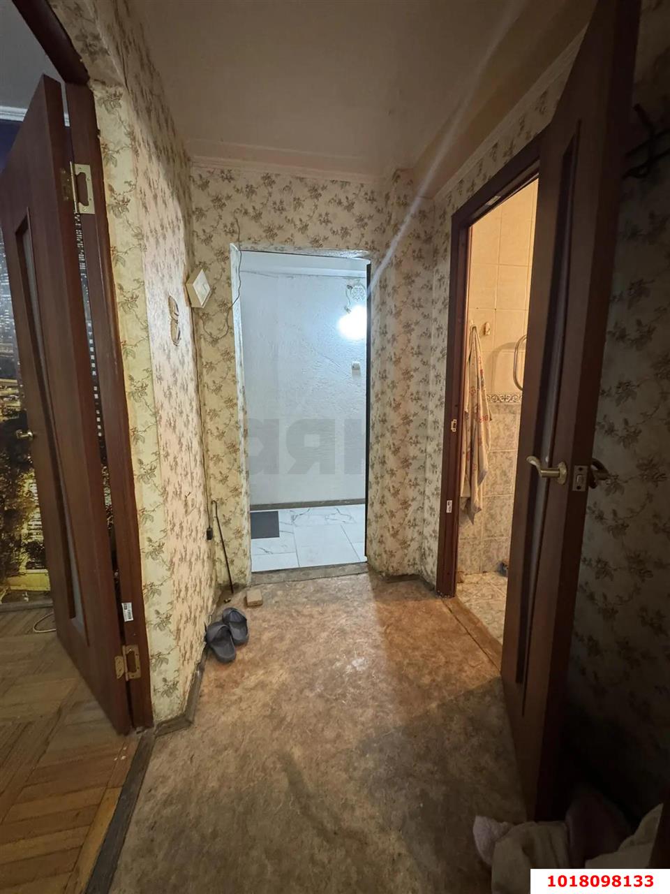 Фото №6: 1-комнатная квартира <span class="whitespace-nowrap">37 м²</span>, <span class="whitespace-nowrap">1/10 эт.</span> - Краснодар, Западный внутригородской округ, мкр. Юбилейный, ул. Рождественская набережная, 25