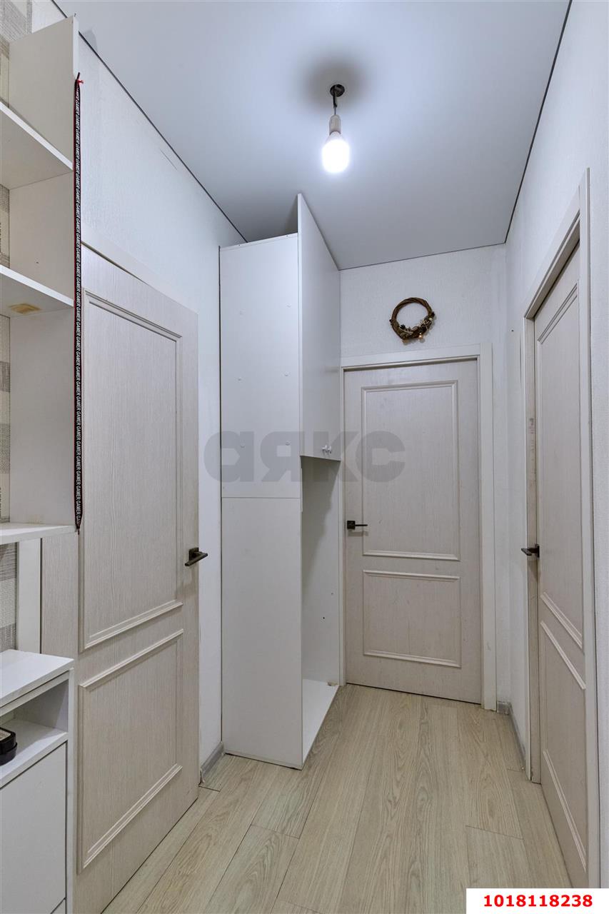 Фото №8: 1-комнатная квартира <span class="whitespace-nowrap">36 м²</span>, <span class="whitespace-nowrap">1/9 эт.</span> - Краснодар, Прикубанский внутригородской округ, ЖК На Красных Партизан, мкр. Славянский, ул. Заполярная, 35к11