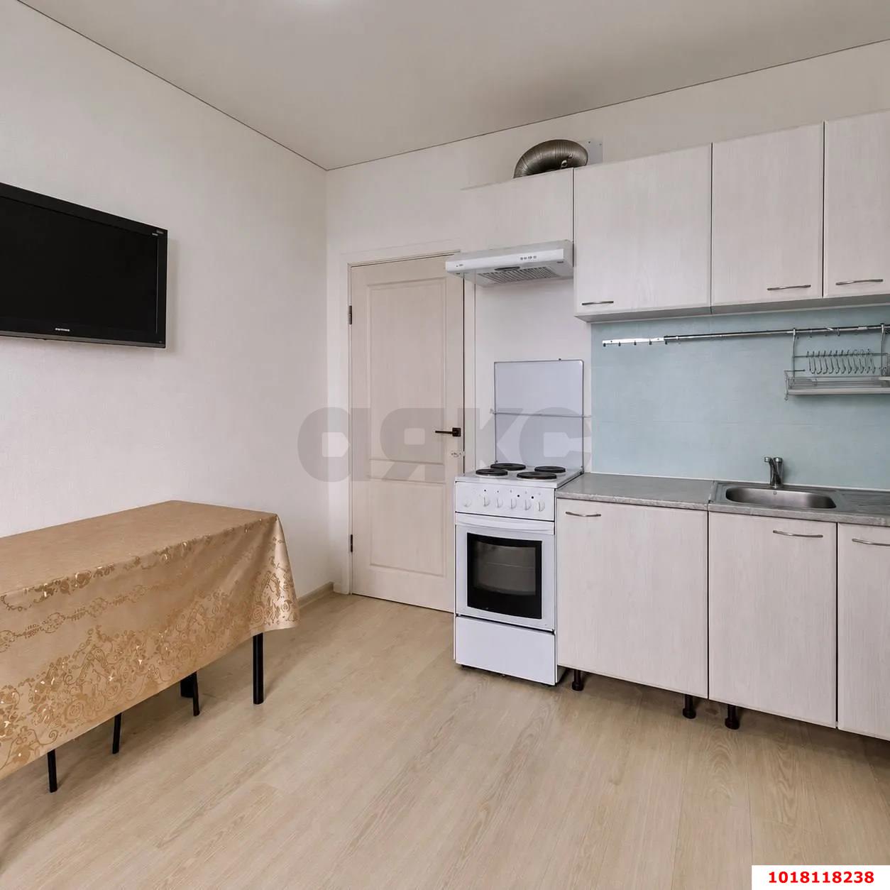 Фото №4: 1-комнатная квартира <span class="whitespace-nowrap">36 м²</span>, <span class="whitespace-nowrap">1/9 эт.</span> - Краснодар, Прикубанский внутригородской округ, ЖК На Красных Партизан, мкр. Славянский, ул. Заполярная, 35к11