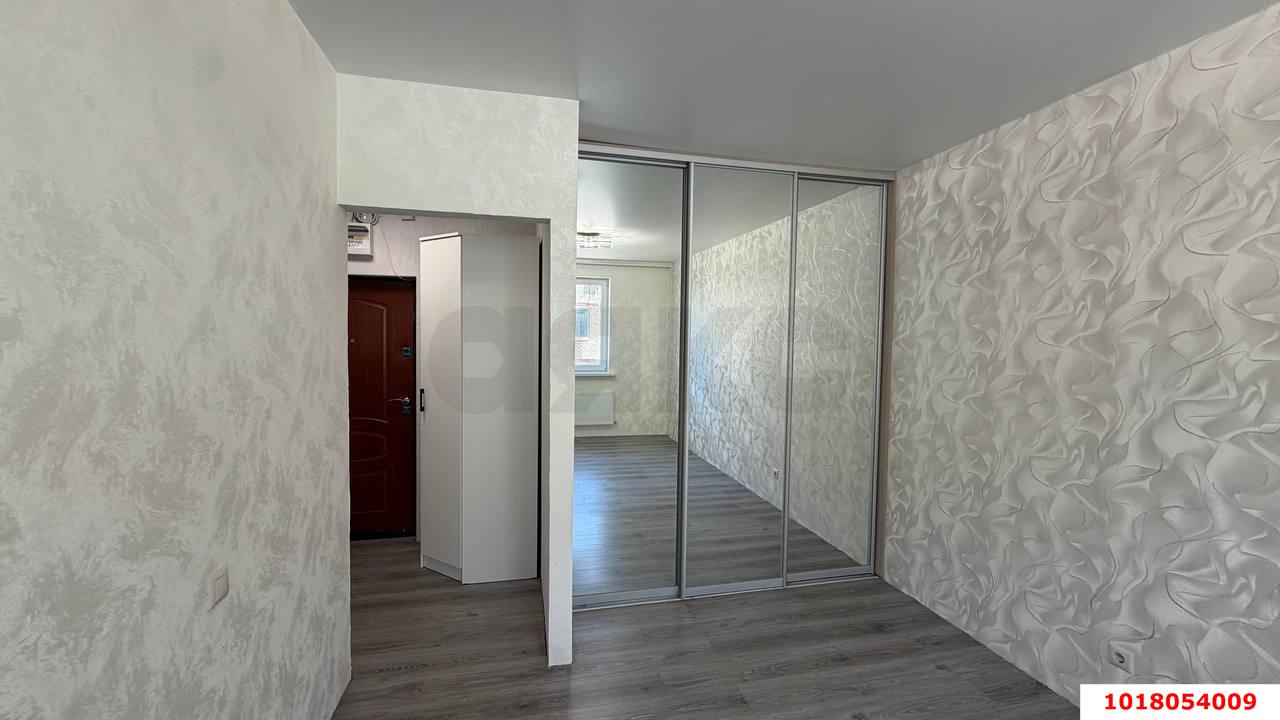 Фото №2: 1-комнатная квартира <span class="whitespace-nowrap">35 м²</span>, <span class="whitespace-nowrap">7/8 эт.</span> - Краснодар, Карасунский внутригородской округ, ЖК Марсель 2, ж/р Новознаменский, ул. Войсковая, 22к3