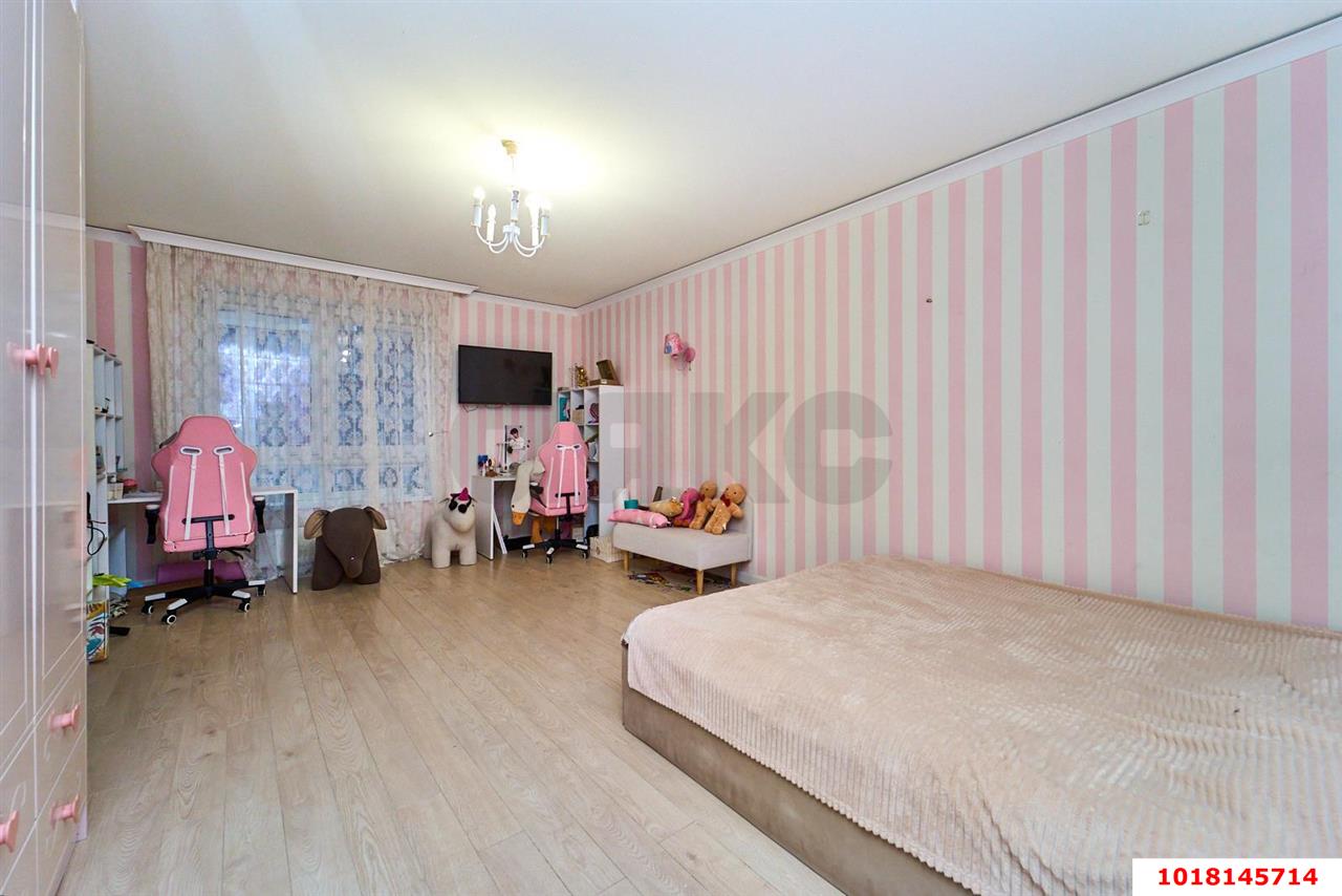 Фото №9: 3-комнатная квартира <span class="whitespace-nowrap">90 м²</span>, <span class="whitespace-nowrap">4/23 эт.</span> - Краснодар, Прикубанский внутригородской округ, Фестивальный, Отделение № 1 совхоза Солнечный, мкр. ЖК Седьмой Континент, ул. Совхозная, 1к3