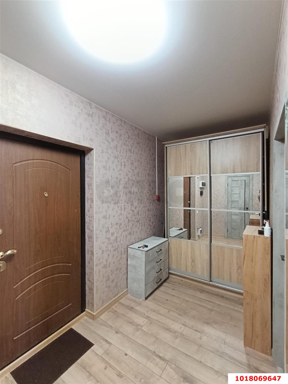 Фото №10: 1-комнатная квартира <span class="whitespace-nowrap">50 м²</span>, <span class="whitespace-nowrap">12/16 эт.</span> - Краснодар, Прикубанский внутригородской округ, мкр. 9-й километр, ул. Ярославская, 113к1