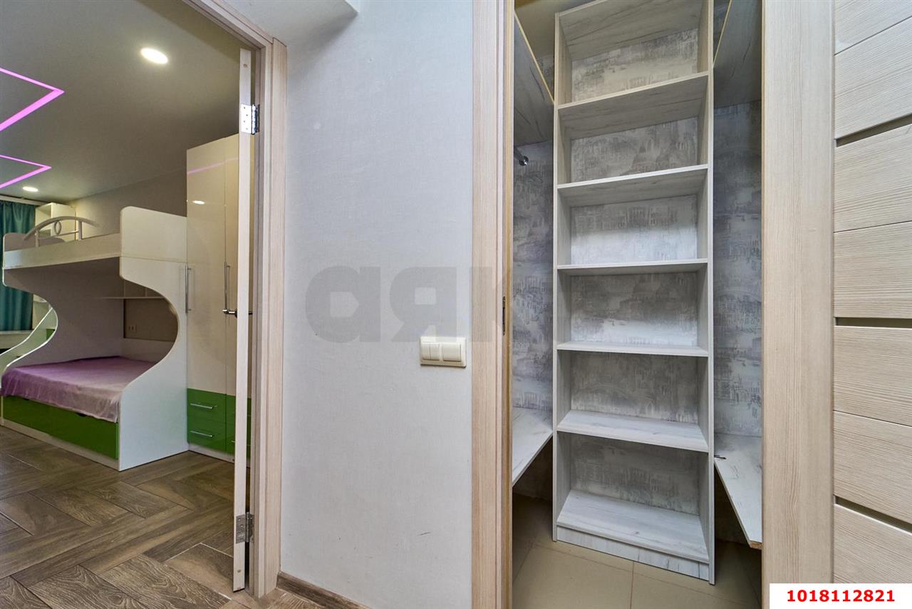 Фото №12: 3-комнатная квартира <span class="whitespace-nowrap">60 м²</span>, <span class="whitespace-nowrap">1/5 эт.</span> - Краснодар, Центральный внутригородской округ, мкр. Завод Измерительных Приборов, ул. Колхозная, 63