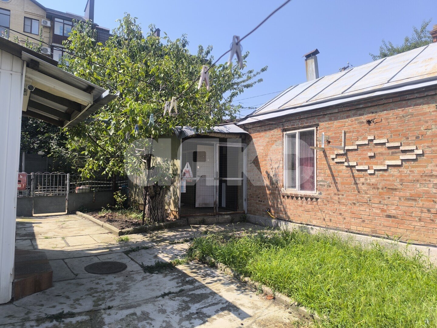 Фото №12: Дом <span class="whitespace-nowrap">96 м²</span> <span class="whitespace-nowrap">+ 6.12 сот.</span>, <span class="whitespace-nowrap">1 эт.</span> - Армавир, мкр. Оптика, ул. Розы Люксембург, 98