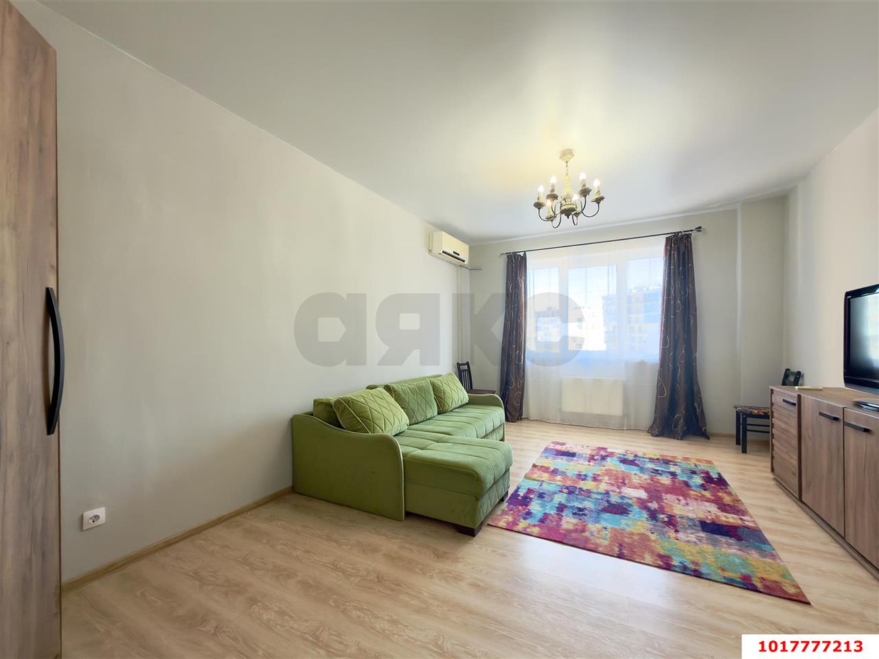 Фото №4: 1-комнатная квартира <span class="whitespace-nowrap">52 м²</span>, <span class="whitespace-nowrap">12/17 эт.</span> - Краснодар, Прикубанский внутригородской округ, Фестивальный, мкр. Солнечный, ул. Архитектора Ишунина, 9/1