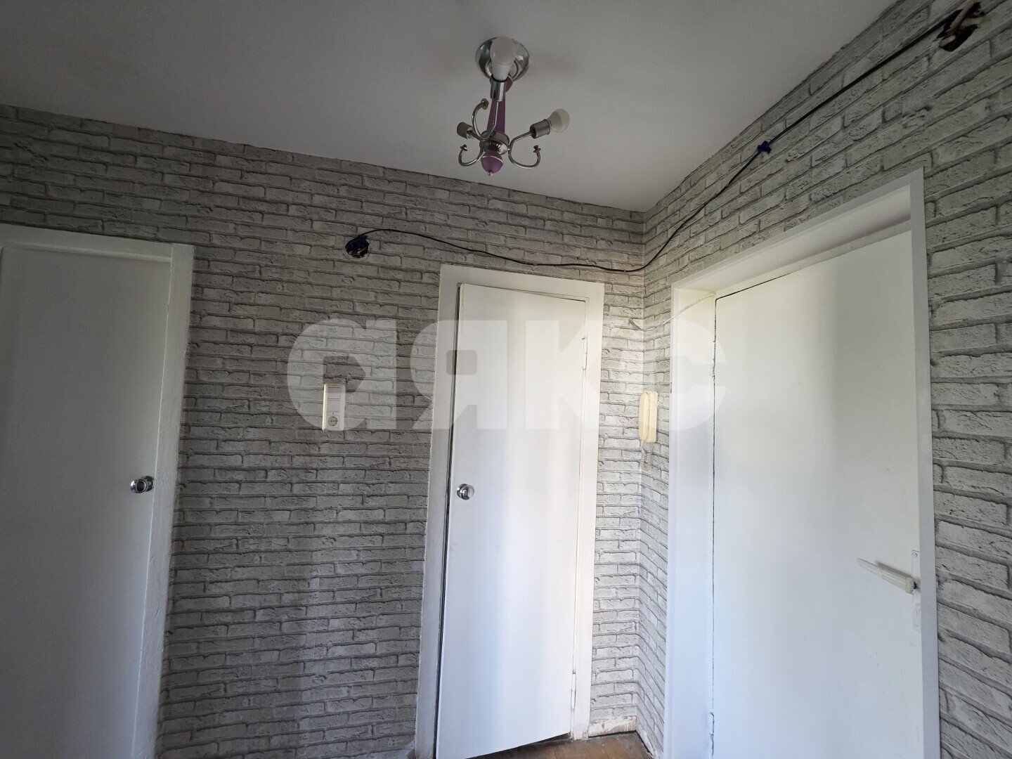 Фото №10: 1-комнатная квартира <span class="whitespace-nowrap">41 м²</span>, <span class="whitespace-nowrap">5/9 эт.</span> - Волгоград, Центральный, мкр. 103-й, ул. Хиросимы, 7А