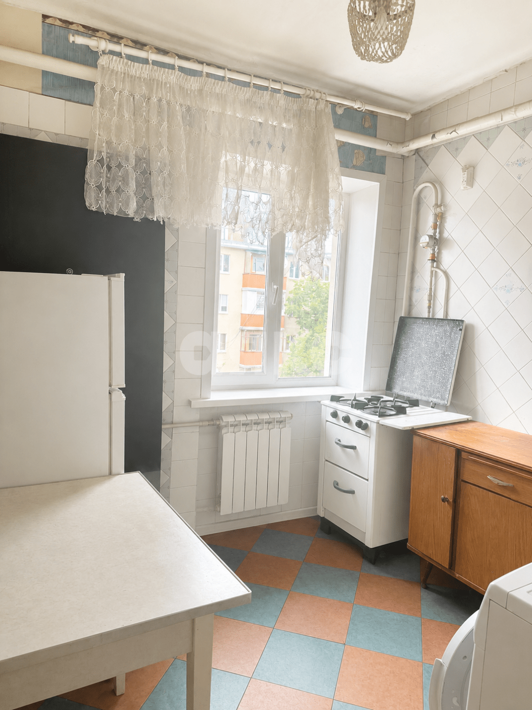 Фото №2: 2-комнатная квартира <span class="whitespace-nowrap">41 м²</span>, <span class="whitespace-nowrap">5/5 эт.</span> - Мариуполь, р. Приморский, ул. Бахчиванджи, 10/6