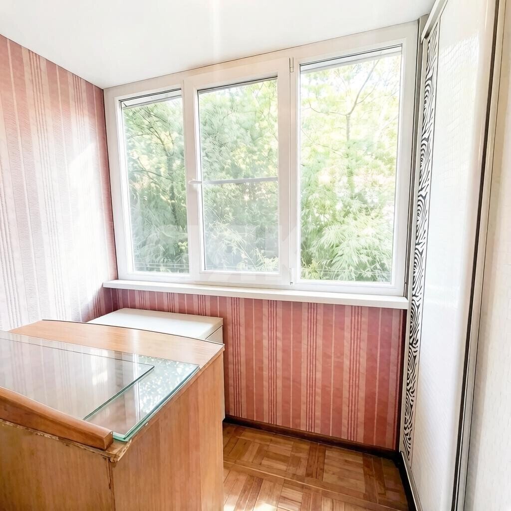 Фото №6: 4-комнатная квартира <span class="whitespace-nowrap">75 м²</span>, <span class="whitespace-nowrap">1/5 эт.</span> - Туапсе, ул. Судоремонтников, 63