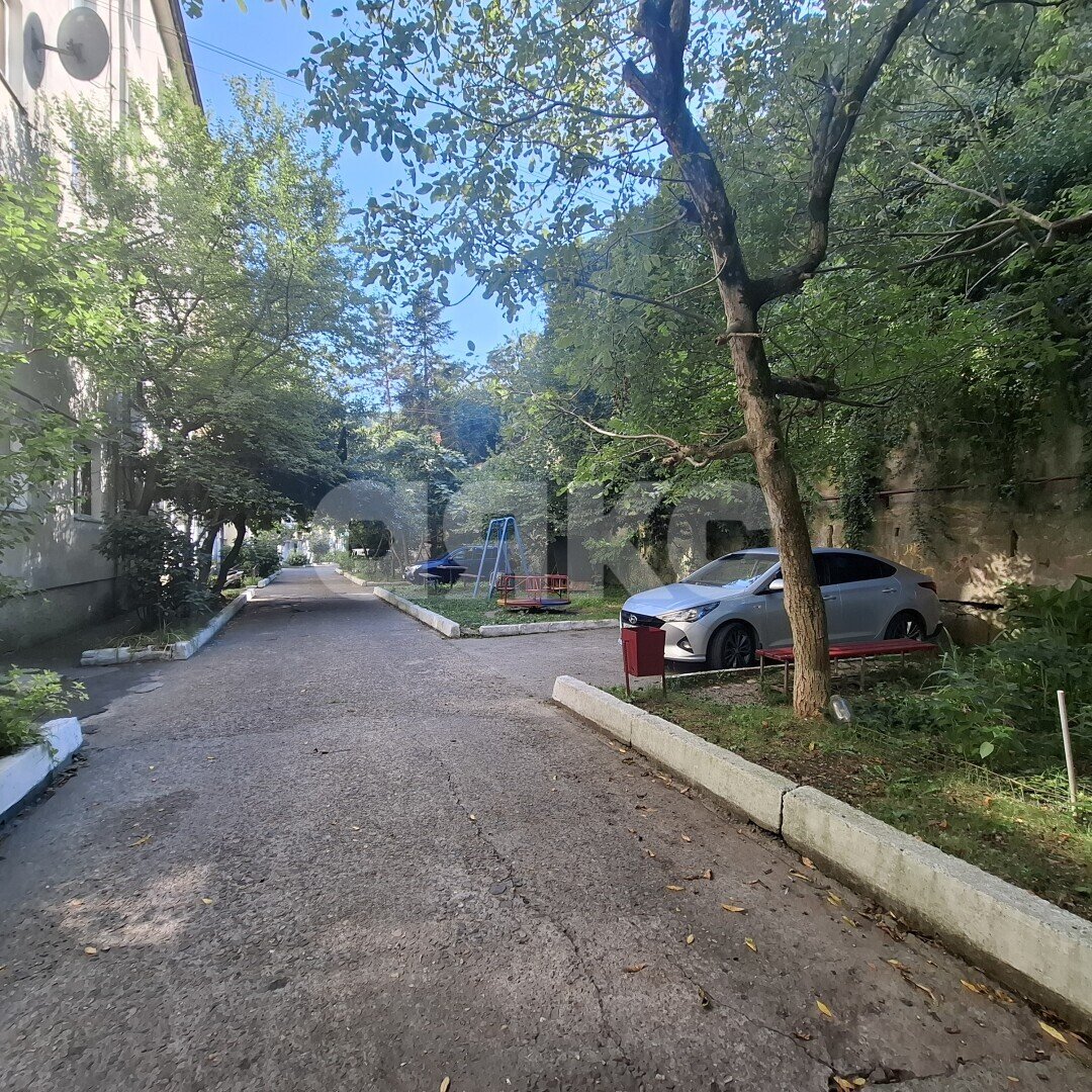 Фото №19: 4-комнатная квартира <span class="whitespace-nowrap">75 м²</span>, <span class="whitespace-nowrap">1/5 эт.</span> - Туапсе, ул. Судоремонтников, 63