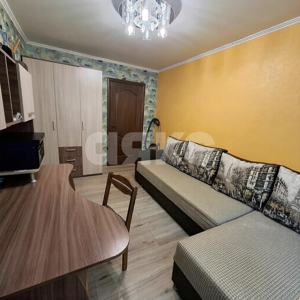 Фото №8: 4-комнатная квартира <span class="whitespace-nowrap">75 м²</span>, <span class="whitespace-nowrap">1/5 эт.</span> - Туапсе, ул. Судоремонтников, 63
