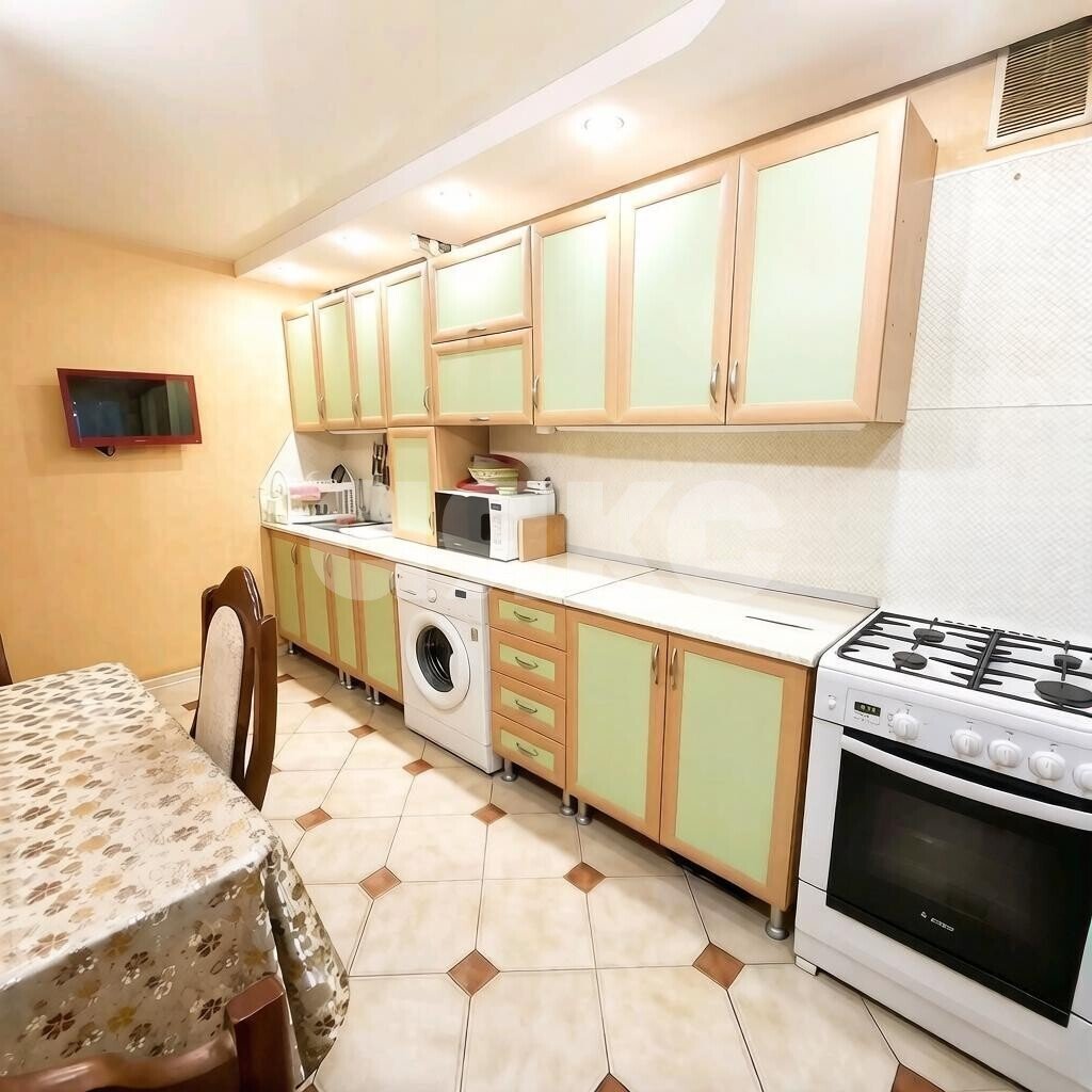Фото №11: 4-комнатная квартира <span class="whitespace-nowrap">75 м²</span>, <span class="whitespace-nowrap">1/5 эт.</span> - Туапсе, ул. Судоремонтников, 63