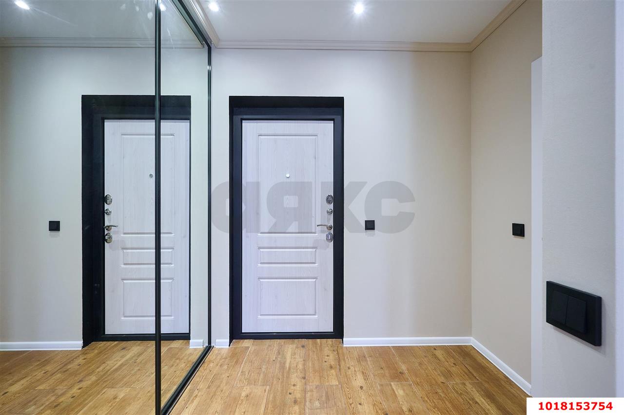 Фото №12: 1-комнатная квартира <span class="whitespace-nowrap">51 м²</span>, <span class="whitespace-nowrap">4/10 эт.</span> - Краснодар, Прикубанский внутригородской округ, Россинского, мкр. жилой комплекс Инсити, ул. Командорская, 5/2