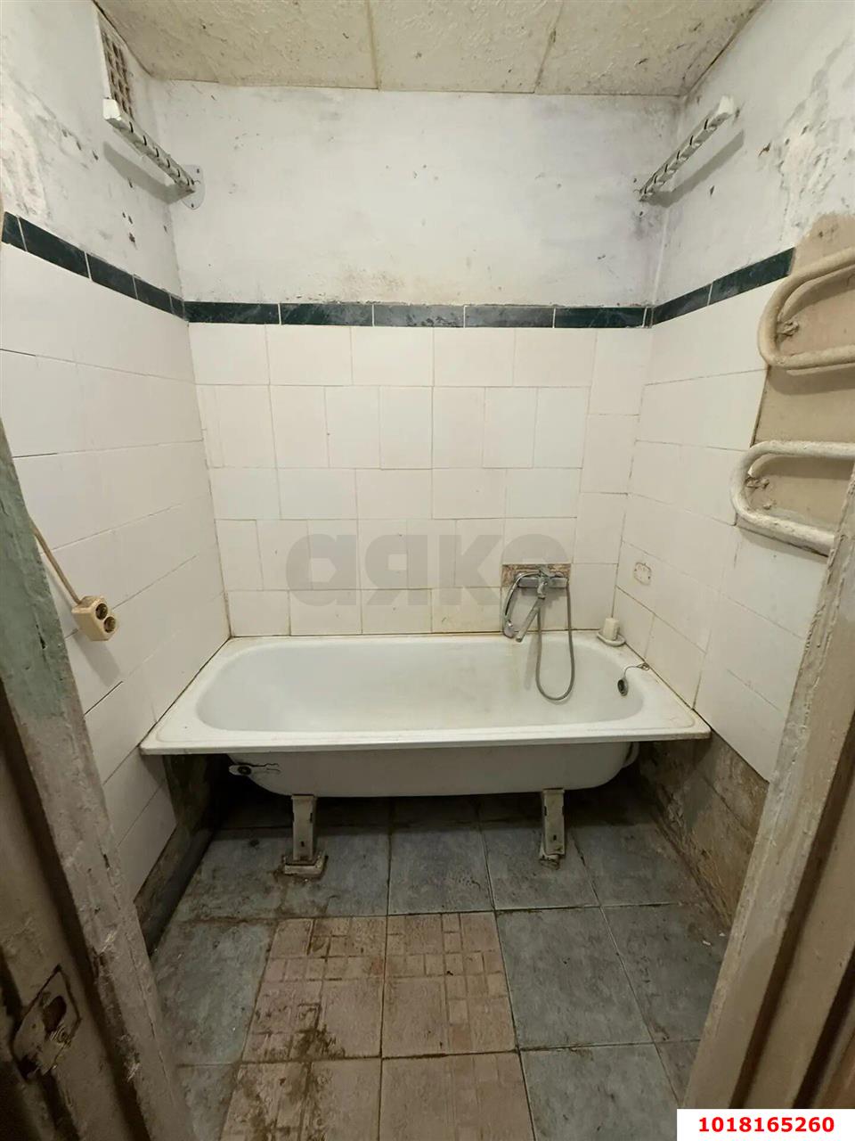 Фото №7: 3-комнатная квартира <span class="whitespace-nowrap">77 м²</span>, <span class="whitespace-nowrap">6/14 эт.</span> - Краснодар, Карасунский внутригородской округ, мкр. Комсомольский, ул. Уральская, 158/3