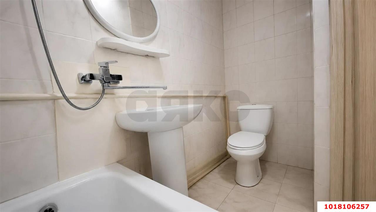 Фото №13: Часть дома <span class="whitespace-nowrap">40 м²</span> <span class="whitespace-nowrap">+ 1 сот.</span>, <span class="whitespace-nowrap">1 эт.</span> - Краснодар, мкр. Западный внутригородской округ, ул. Клубная, 12А