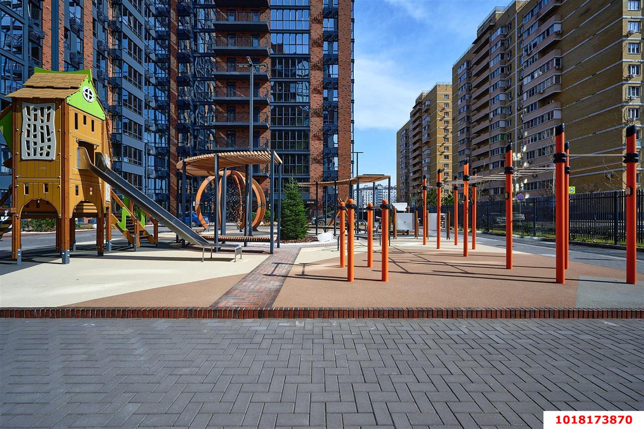 Фото №6: 1-комнатная квартира <span class="whitespace-nowrap">48 м²</span>, <span class="whitespace-nowrap">8/15 эт.</span> - Краснодар, Прикубанский внутригородской округ, мкр. Фестивальный, ул. Круговая, 4/1к4
