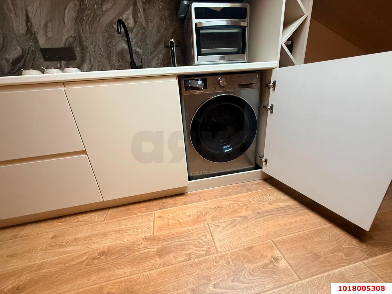 Фото №5: Студия <span class="whitespace-nowrap">27 м²</span>, <span class="whitespace-nowrap">3/3 эт.</span> - Краснодар, Прикубанский внутригородской округ, мкр. Фестивальный, ул. Сергея Михалёва, 2А