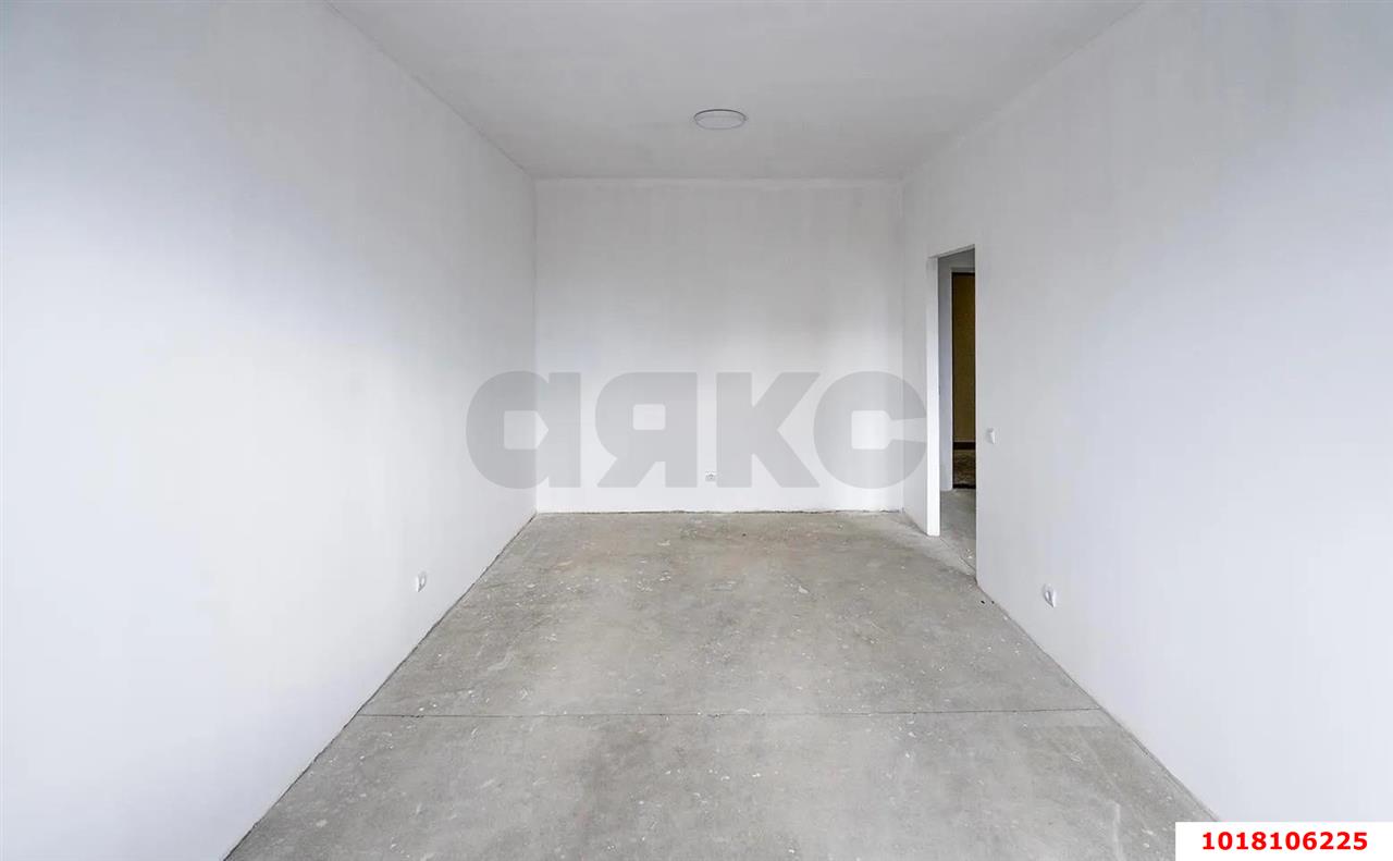 Фото №6: 1-комнатная квартира <span class="whitespace-nowrap">36 м²</span>, <span class="whitespace-nowrap">10/10 эт.</span> - Краснодар, Карасунский внутригородской округ, мкр. ЖК Смородина, ул. имени Владимира Жириновского, 3