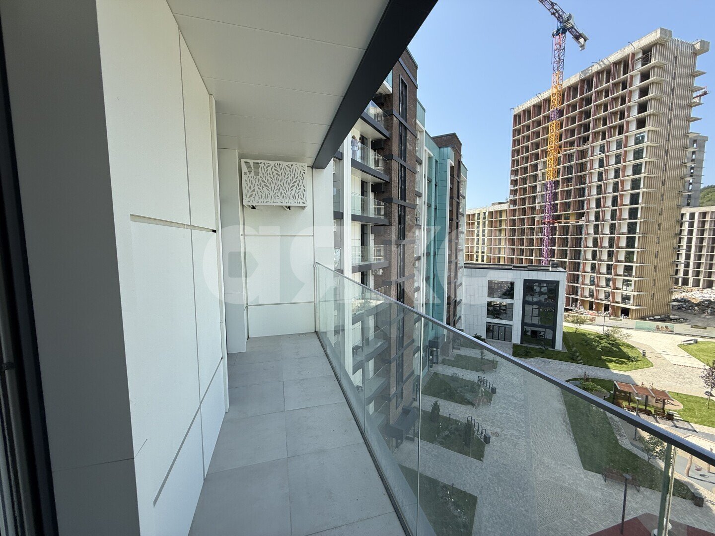 Фото №3: 2-комнатная квартира <span class="whitespace-nowrap">52 м²</span>, <span class="whitespace-nowrap">6/9 эт.</span> - Небуг, мкр. ЖК Botanica Hills, ул. Спортивная, лит2