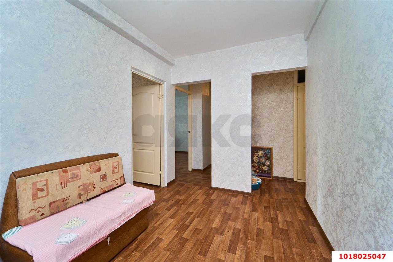 Фото №11: 2-комнатная квартира <span class="whitespace-nowrap">71 м²</span>, <span class="whitespace-nowrap">9/23 эт.</span> - Краснодар, Прикубанский внутригородской округ, мкр. Восточно-Кругликовский, ул. Героев-Разведчиков, 21/2