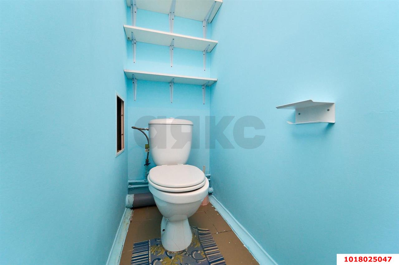 Фото №13: 2-комнатная квартира <span class="whitespace-nowrap">71 м²</span>, <span class="whitespace-nowrap">9/23 эт.</span> - Краснодар, Прикубанский внутригородской округ, мкр. Восточно-Кругликовский, ул. Героев-Разведчиков, 21/2