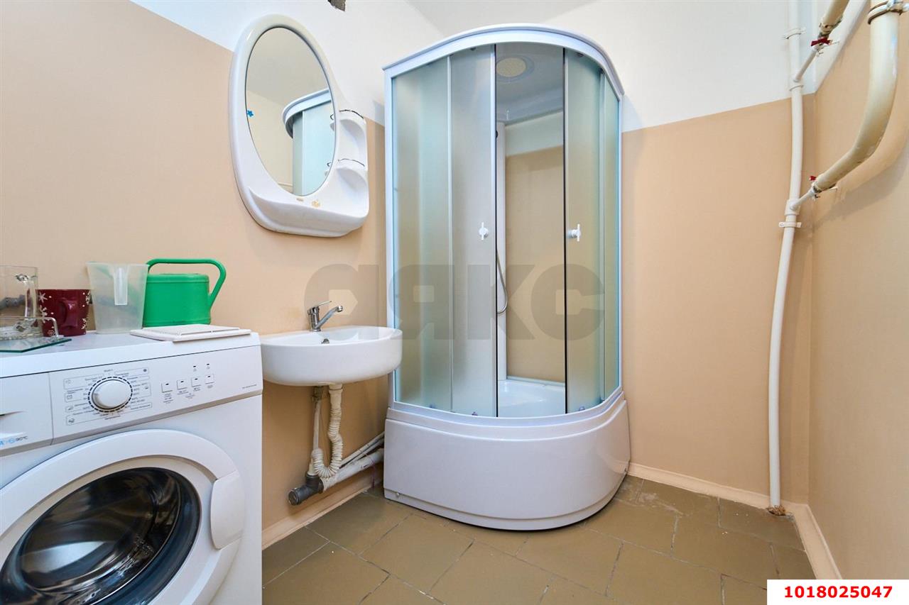Фото №12: 2-комнатная квартира <span class="whitespace-nowrap">71 м²</span>, <span class="whitespace-nowrap">9/23 эт.</span> - Краснодар, Прикубанский внутригородской округ, мкр. Восточно-Кругликовский, ул. Героев-Разведчиков, 21/2