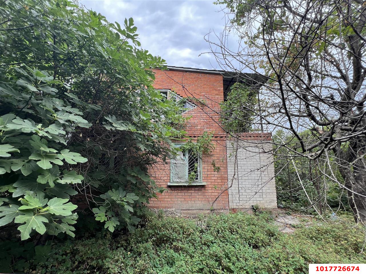 Фото №24: Дом <span class="whitespace-nowrap">169 м²</span> <span class="whitespace-nowrap">+ 4.53 сот.</span>, <span class="whitespace-nowrap">3 эт.</span> - № 7, мкр. Прикубанский внутригородской округ, ул. Железнодорожная, 2