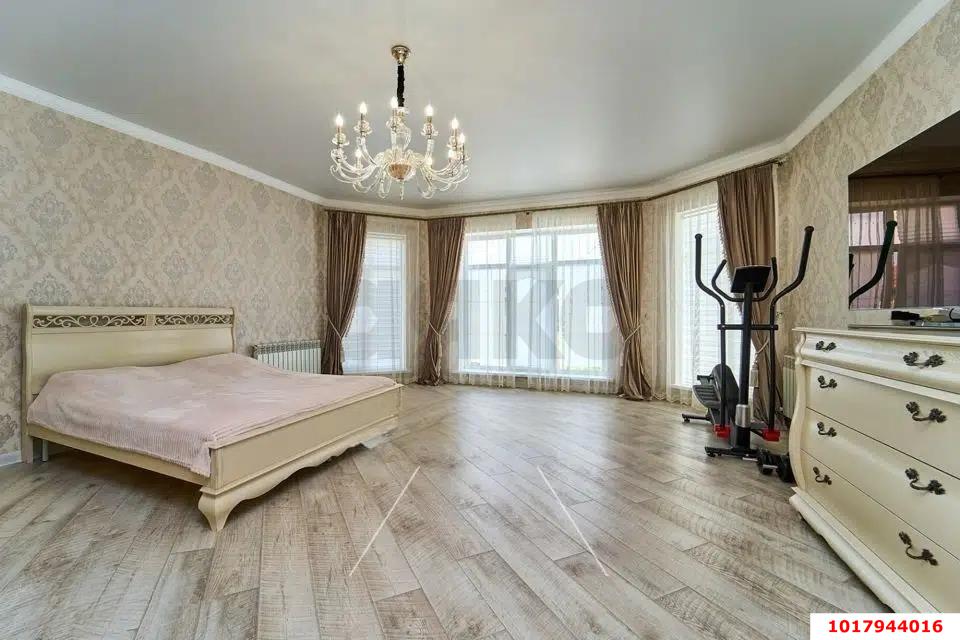 Фото №9: Дом <span class="whitespace-nowrap">150 м²</span> <span class="whitespace-nowrap">+ 4 сот.</span>, <span class="whitespace-nowrap">2 эт.</span> - Краснодар, Прикубанский внутригородской округ, мкр. Парковый, пр-д 1-й Звенигородский, 6