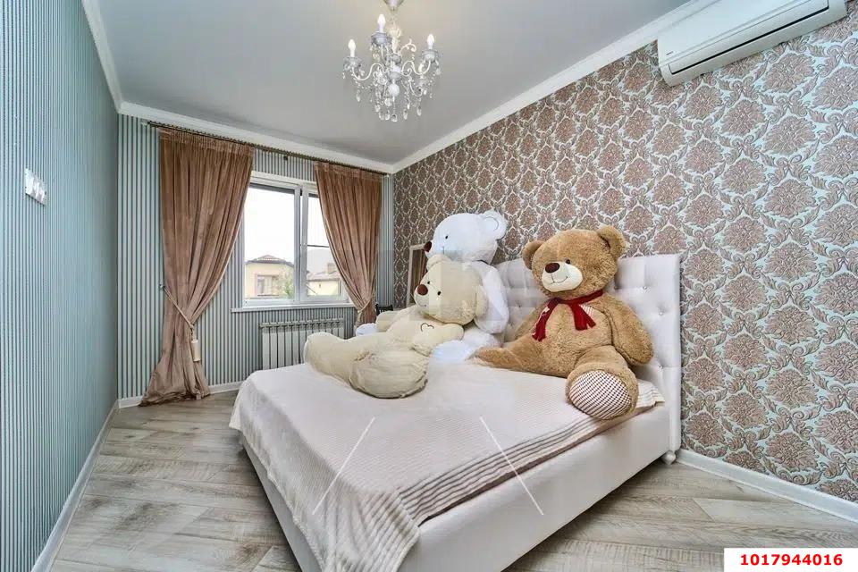 Фото №13: Дом <span class="whitespace-nowrap">150 м²</span> <span class="whitespace-nowrap">+ 4 сот.</span>, <span class="whitespace-nowrap">2 эт.</span> - Краснодар, Прикубанский внутригородской округ, мкр. Парковый, пр-д 1-й Звенигородский, 6