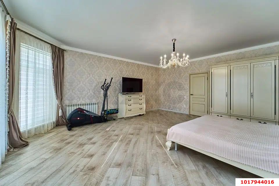 Фото №11: Дом <span class="whitespace-nowrap">150 м²</span> <span class="whitespace-nowrap">+ 4 сот.</span>, <span class="whitespace-nowrap">2 эт.</span> - Краснодар, Прикубанский внутригородской округ, мкр. Парковый, пр-д 1-й Звенигородский, 6