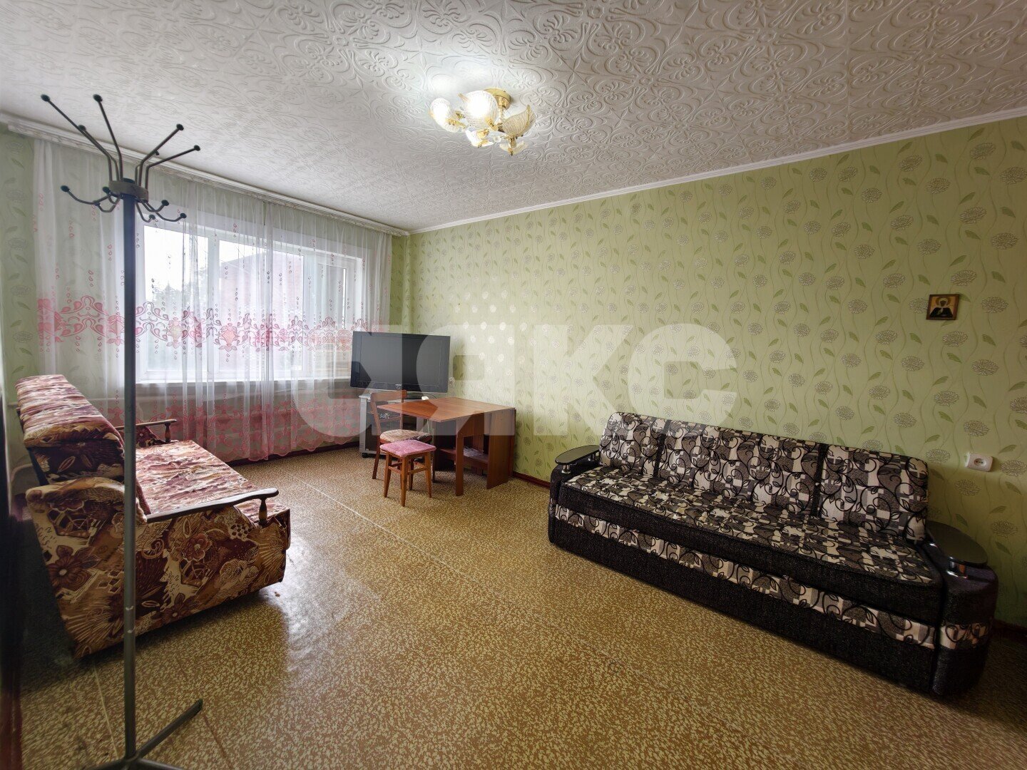 Фото №9: 1-комнатная квартира <span class="whitespace-nowrap">37 м²</span>, <span class="whitespace-nowrap">3/3 эт.</span> - Кореновск, мкр. 1-й квартал, ул. Фрунзе, 205