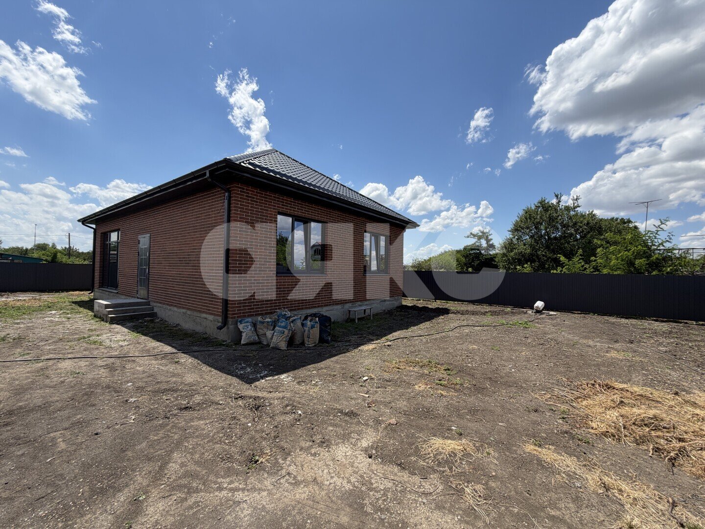 Фото №3: Дом <span class="whitespace-nowrap">96 м²</span> <span class="whitespace-nowrap">+ 4.5 сот.</span>, <span class="whitespace-nowrap">1 эт.</span> - Платнировская, ул. Карла Маркса