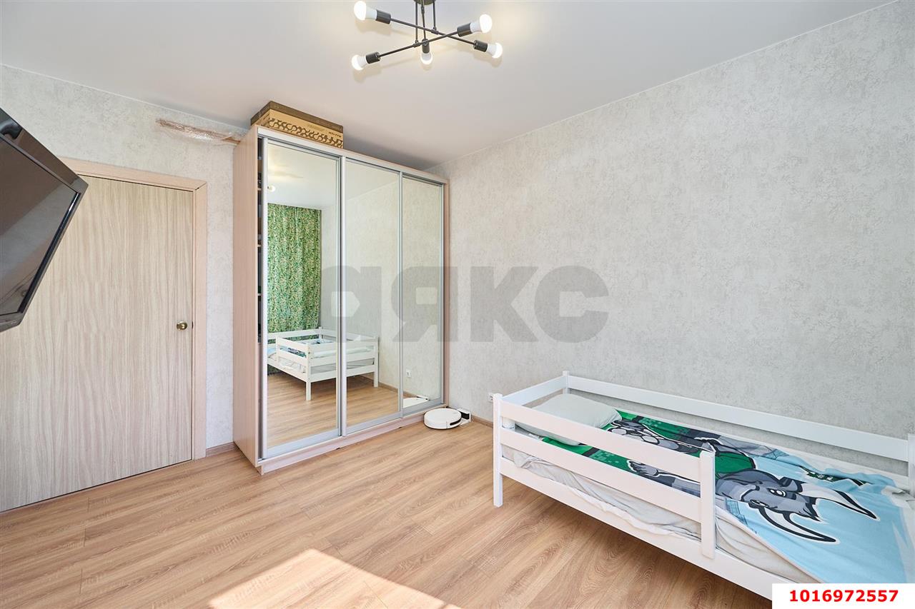 Фото №8: 1-комнатная квартира <span class="whitespace-nowrap">36 м²</span>, <span class="whitespace-nowrap">15/16 эт.</span> - Краснодар, Прикубанский внутригородской округ, ж/р Восточный, ул. Генерала Трошева, 11
